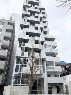 ZOOM神宮前【2階】の外観