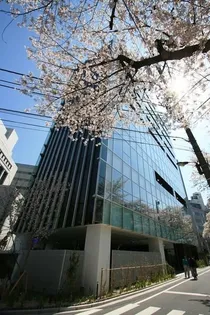 東京都千代田区九段北4【マンション】の外観
