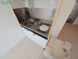 ベース四日市【2階】のキッチン