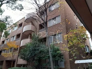 グランドコートB棟【1階】の外観