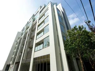 六本木エムケイアートレジデンス【4階】の外観