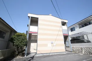 レオパレスセレステ【2階】の外観