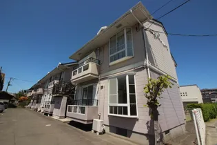 ヴィラ・ベイリーフ【1階】の外観