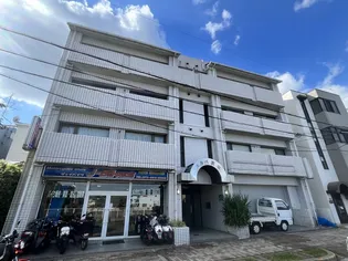 エルベ茨木【2階】の外観