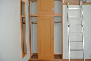 レオパレス亀川【2階】の内装