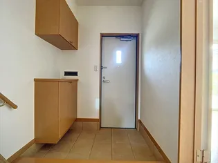 アビテ・リアン【1階】の玄関