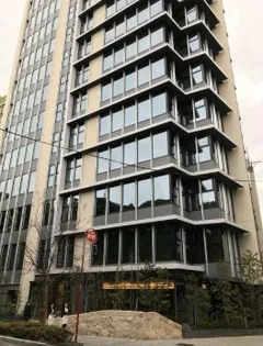 東京都新宿区新宿2【マンション】の外観