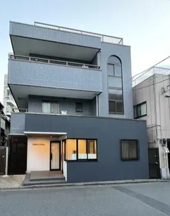 東京都江東区富岡1【マンション】の外観