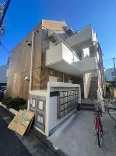 メゾン中央【1階】の外観