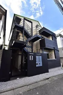 クラーロ三軒茶屋【2階】の外観