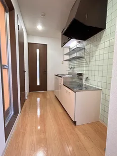 MK国見III【1階】の玄関