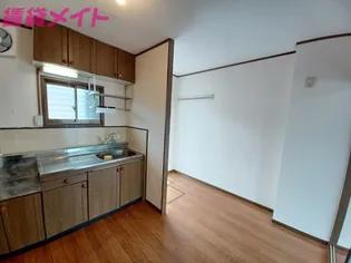 サニーコート【2階】の居間