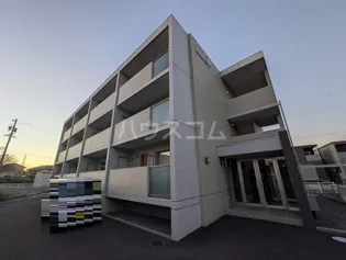 レセーナトゥの画像