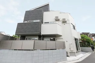 ボンドヴィレッジ目白【1階】の外観