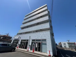 アストラーレの画像
