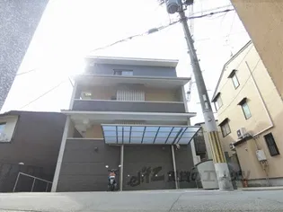 クレアーレ富小路の外観