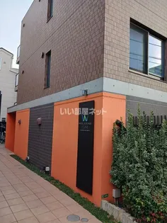 ウェルスクエアイズム上北沢【1階】の外観