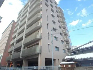 グランヴィル南千歳一番館【1階】の外観