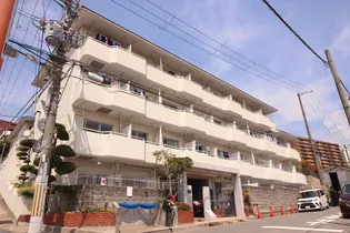 六甲澤山ヴィラ南棟【2階】の外観