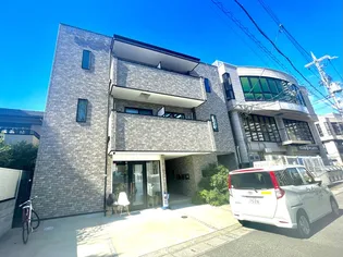 モレス・ヴィラ西宮北口【1階】の外観