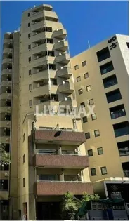 プレール ドゥーク新宿御苑の画像