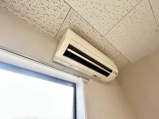 ファミール佐伯【2階】の内装