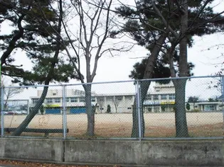 ファミール佐伯【2階】の周辺