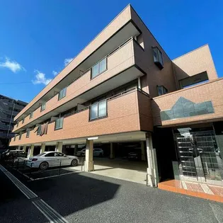 メゾンラフィール【3階】の外観