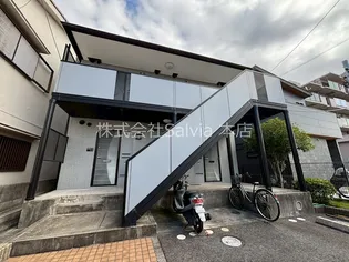 ルミエール船尾【2階】の外観