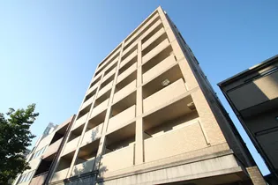 プルミエール【3階】の外観