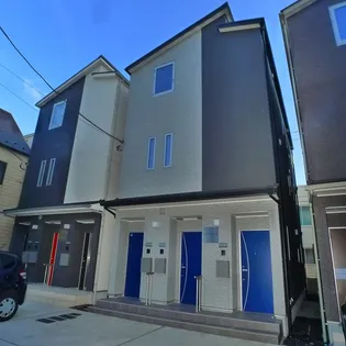 ユ-クレアB【1階】の外観