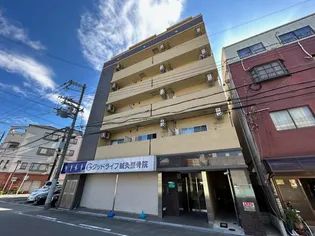 リズフラットの画像