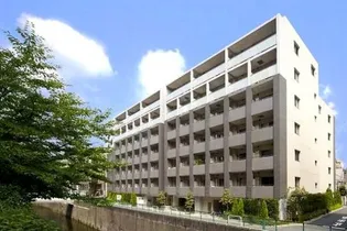 東京都新宿区中落合1【マンション】の外観