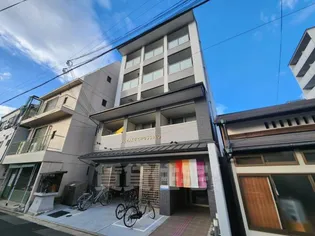 朱雀館【3階】の外観