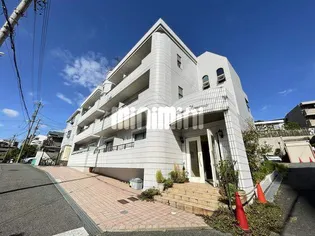 スティープルヤマノテ【1階】の外観