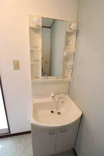 ネーブルうらやしき B棟【1階】の内装