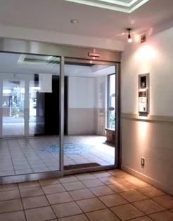 東京都台東区池之端2【マンション】の外観