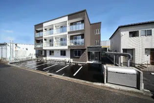 新潟県新潟市中央区上所中1【アパート】の外観