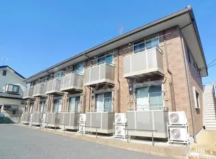 ストーンフェイス【2階】の外観