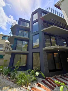 trias210【2階】の外観