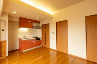 グリーンヒルズ河田町【6階】の内装