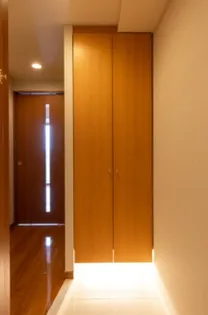 グリーンヒルズ河田町【6階】の玄関