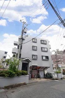 クレシェンド16【2階】の外観