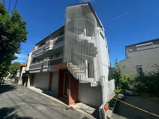 オールドフィールド【2階】の外観