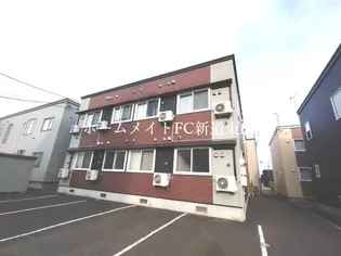 ウィングレジデンス【1階】の外観
