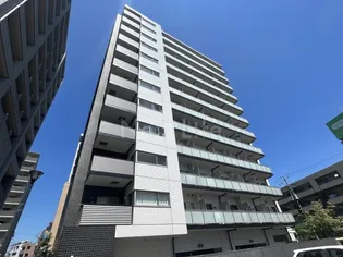 シャーメゾンステージ日野【2階】の外観