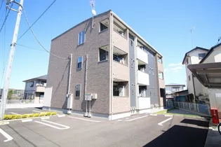 アザレア・ルパレ【2階】の外観