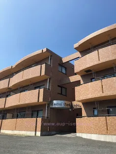 セントラルパークマンション【3階】の外観