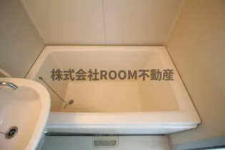 ガーデンTNI・II【2階】の風呂