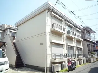 リバーサイド136【1階】の外観